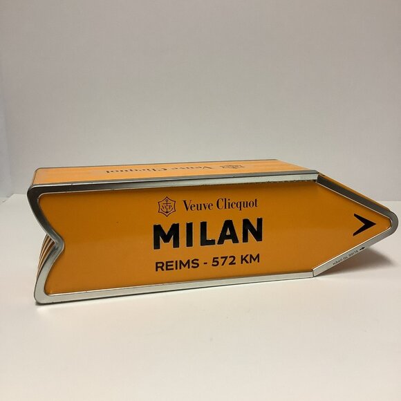 Veuve Clicquot Arrow Collection Milan Empty Tin Box Collectible DAMAGED READ - Picture 1 of 16